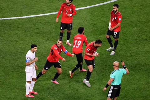 فرحة لم تكتمل واحتفال الفراعنة.. لقطات لم تذع من مباراة مصر وإيران في كأس العالم (صور)